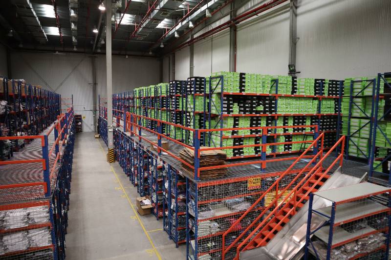 閣樓貨架的設(shè)計(jì)