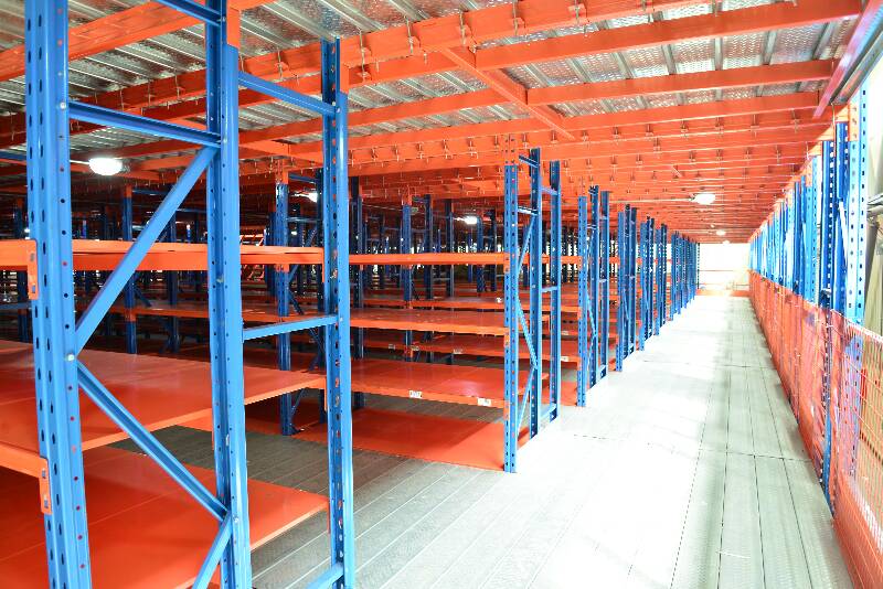 閣樓貨架通道的設(shè)計(jì)