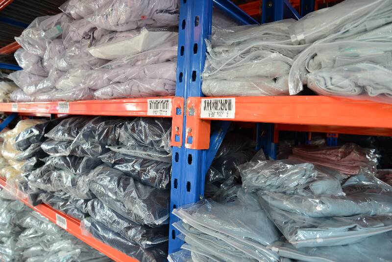 標(biāo)準(zhǔn)貨架