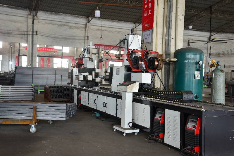 佛山貨架廠車間