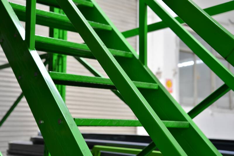 閣樓平臺(tái)樓梯