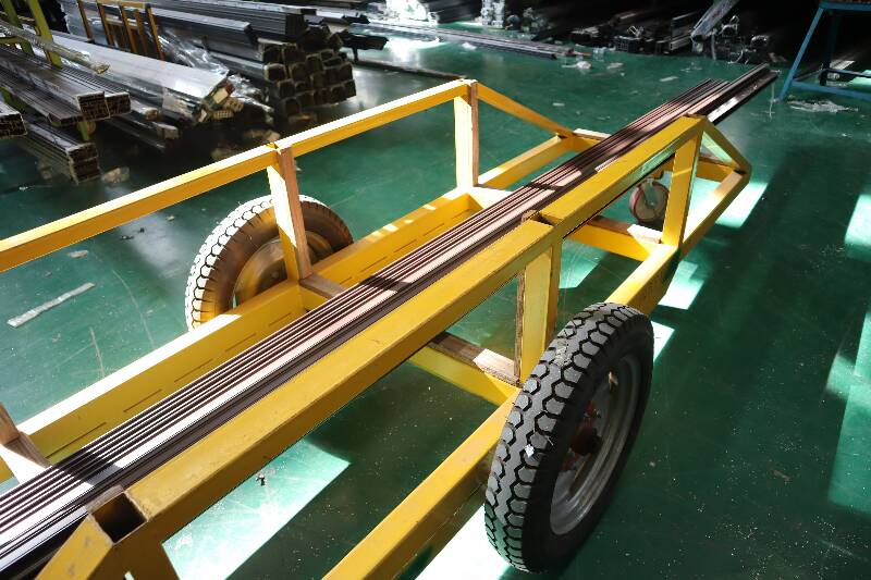 鋁材周轉(zhuǎn)車