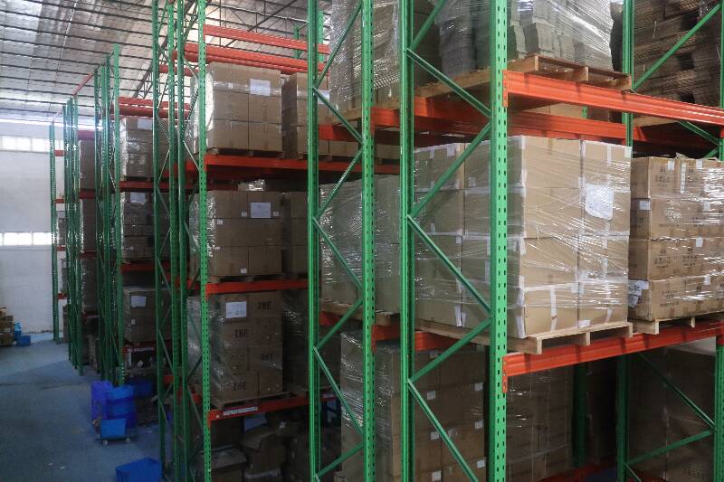 標(biāo)準(zhǔn)重型貨架