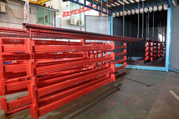 佛山貨架廠烤漆車間