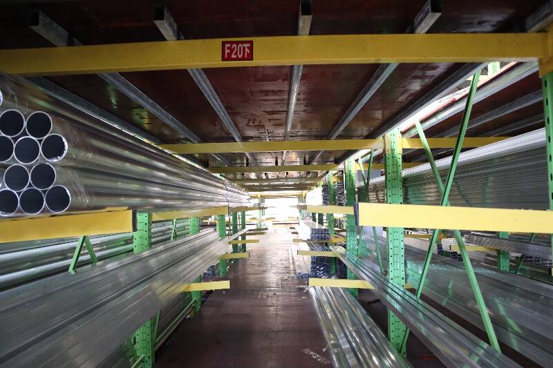 懸臂閣樓貨架底部