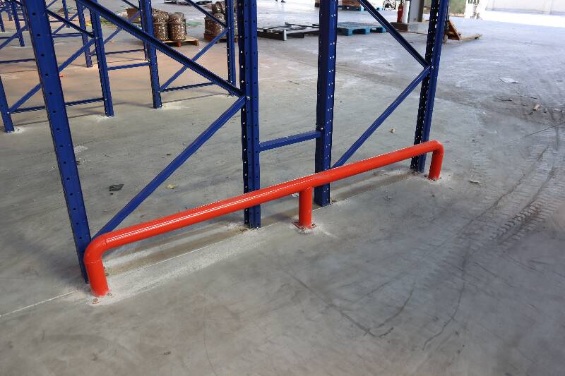 貫通式貨架防撞護(hù)欄